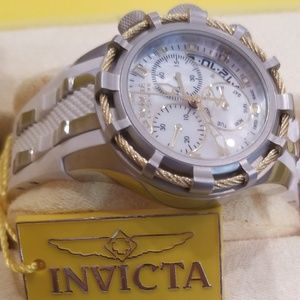 Invicta Bolt quartz